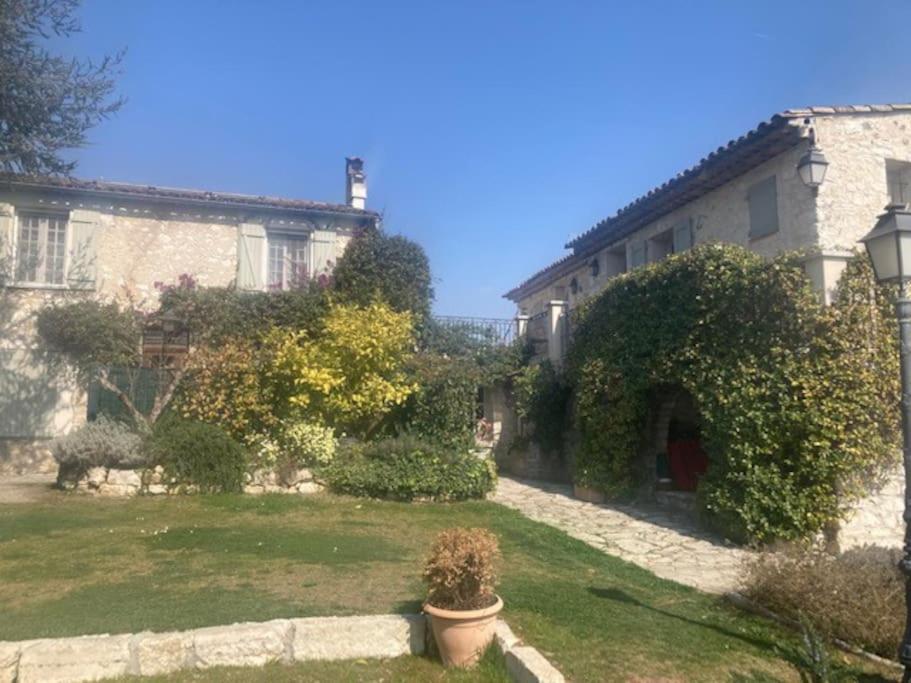 Agreable Chambre D'Hotes Avec Vue Sur Les Collines Daire La Colle-sur-Loup Dış mekan fotoğraf